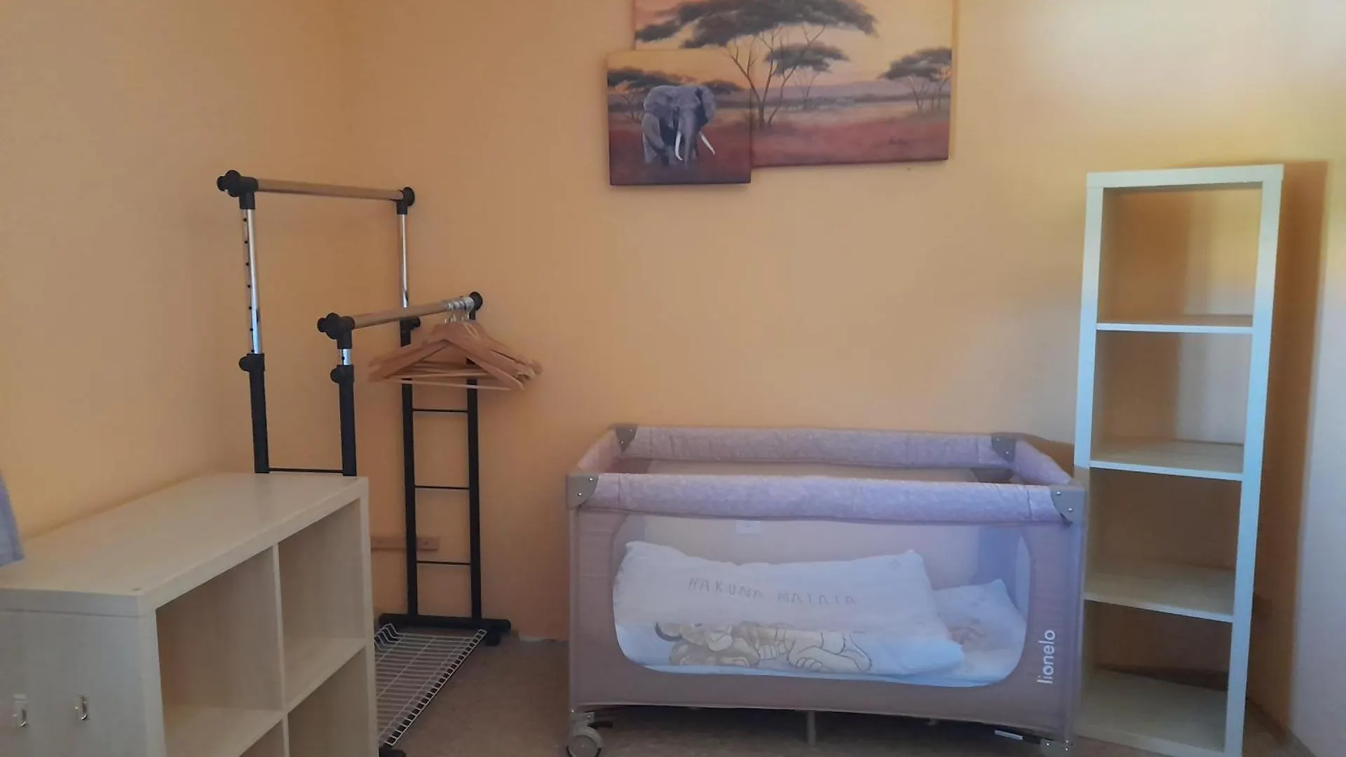 Ferienwohnung Rhoenblick Bad Königshofen im Grabfeld 0*,  Almanya